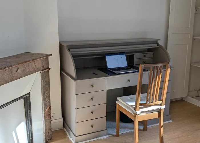 Seine-front In Stone House With Parking And Garden, Lacroix Island Apartment