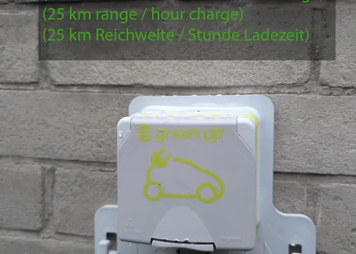 Seine-front In Stone House With Parking And Garden, Lacroix Island ルーアン